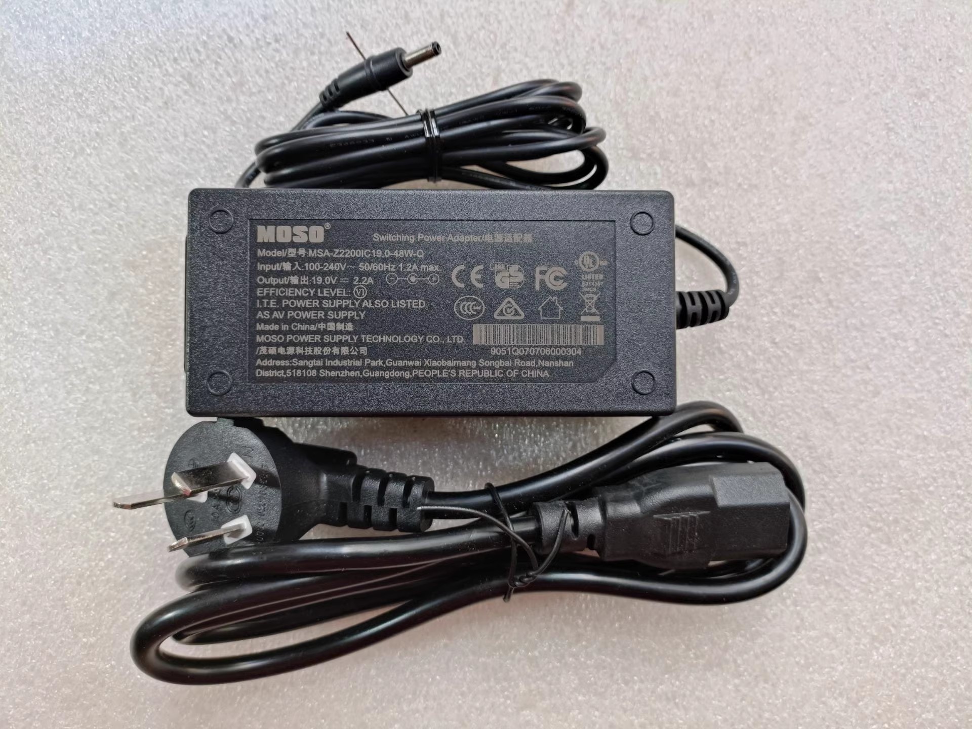 *Brand NEW*MOSO 19V 2.2A AC DC ADAPTHE MSA-Z2200IC19.0-48W-Q POWER Supply - Click Image to Close