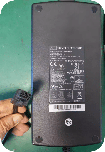 *Brand NEW*Barco BARCO display 24V6A six-pin BAR-A159 power adapter SKYNET charger