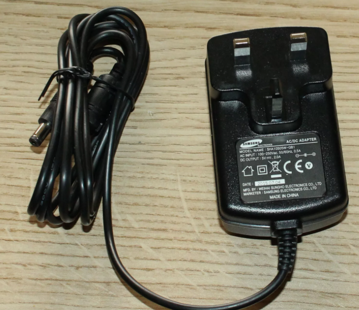 *Brand NEW*Samsung SHA10S05W-GB1 DC: 5V 2A AC/DC Adapter Charger