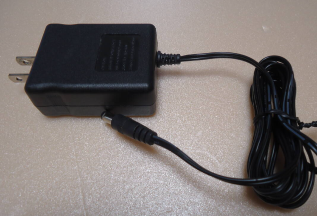 *Brand NEW* UNIFIVE US318-12 12V 1.5A AC/DC Adapter Power Supply